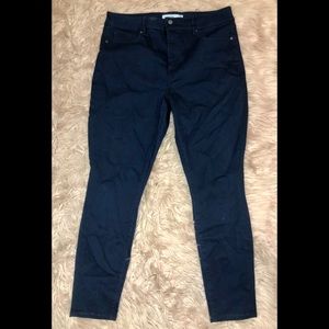 Shaping blue jeans